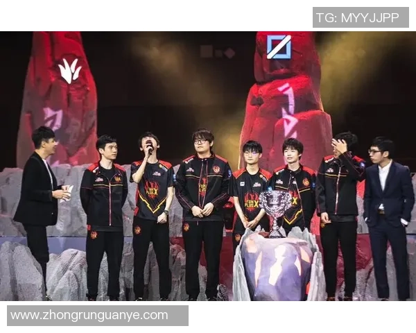 深入分析FPX在CSGO比赛中的盯防策略与战术运用